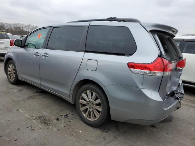 5TDDK3DC6BS004958 - 2011 TOYOTA SIENNA XLE SILVER photo 2