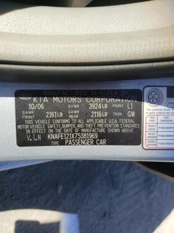 KNAFE121X75381969 - 2007 KIA SPECTRA EX SILVER photo 10