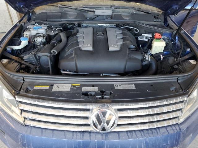 WVGEP9BP9GD004675 - 2016 VOLKSWAGEN TOUAREG TDI BLUE photo 12