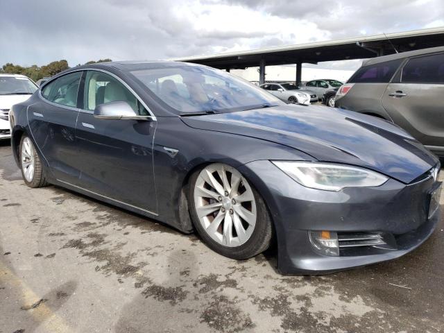 5YJSA1E2XGF142485 - 2016 TESLA MODEL S ნაცრისფერი ფოტო 4