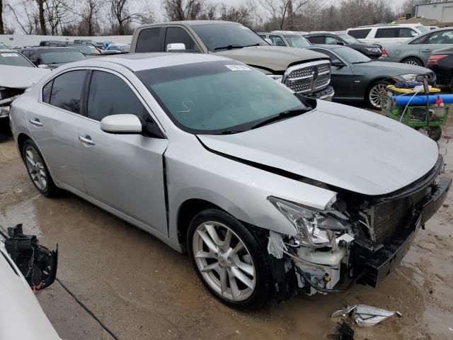 1N4AA51E99C853877 - 2009 NISSAN MAXIMA S SILVER photo 4