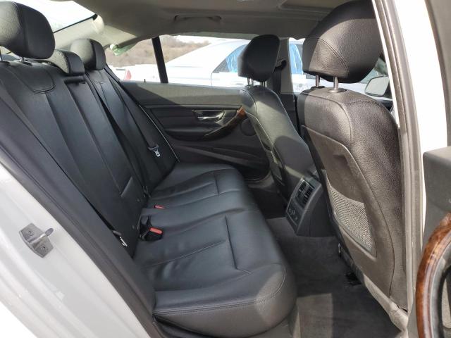 WBA8A3C54HK691734 - 2017 BMW 320 XI WHITE photo 10