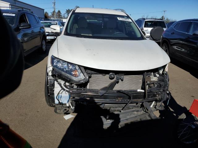 5N1AT2MV8GC917933 - 2016 NISSAN ROGUE S WHITE photo 5