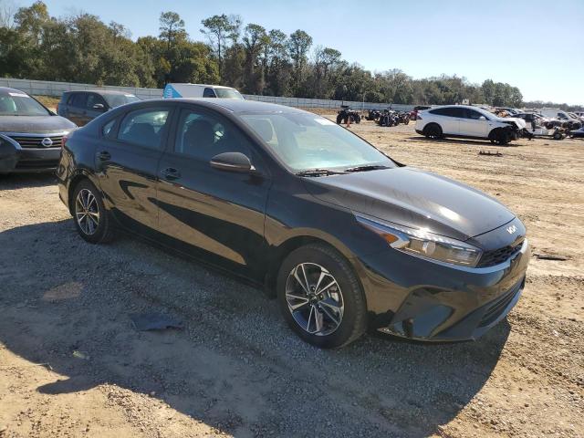 3KPF24AD2PE683222 - 2023 KIA FORTE LX BLACK photo 4