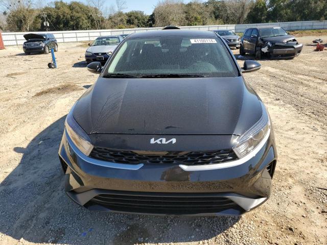 3KPF24AD2PE683222 - 2023 KIA FORTE LX BLACK photo 5