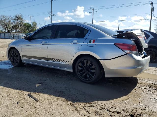 1HGCP2F71BA043088 - 2011 HONDA ACCORD EX SILVER photo 2