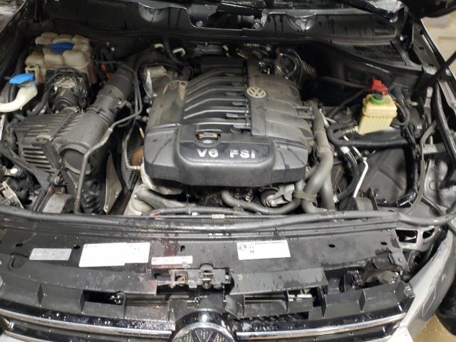 WVGEF9BP1DD002451 - 2013 VOLKSWAGEN TOUAREG V6 GRAY photo 11