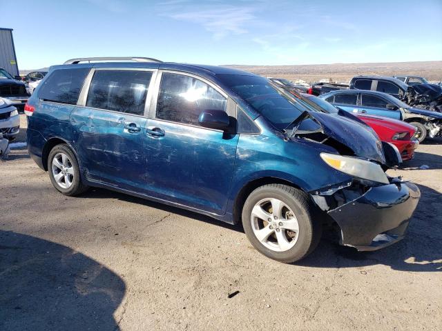 5TDKK3DC6BS108650 - 2011 TOYOTA SIENNA LE BLUE photo 4