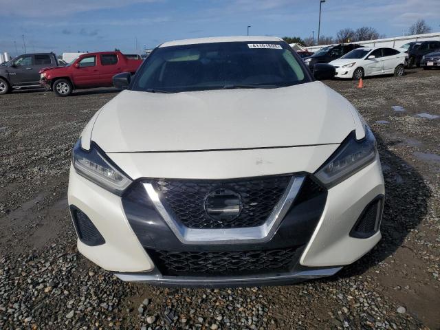 1N4AA6AV2KC383946 - 2019 NISSAN MAXIMA S WHITE photo 5