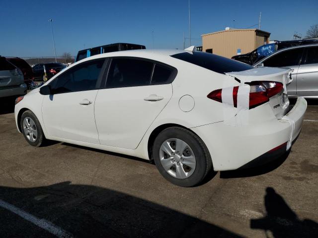 KNAFK4A62G5496167 - 2016 KIA FORTE LX WHITE photo 2