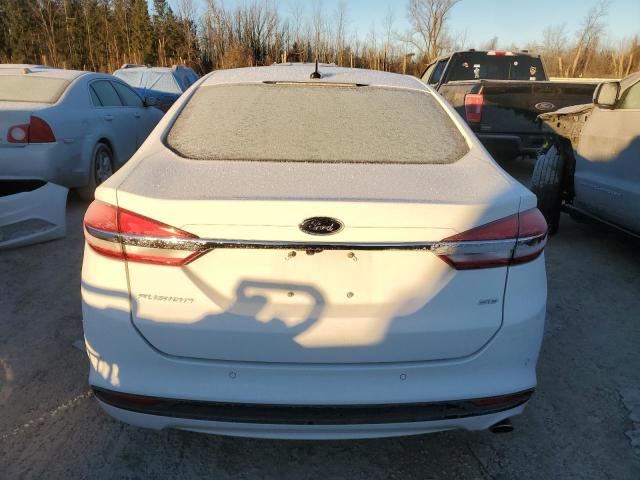 3FA6P0H73JR107977 - 2018 FORD FUSION SE WHITE photo 6