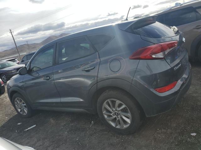 KM8J23A44HU420314 - 2017 HYUNDAI TUCSON SE GRAY photo 2