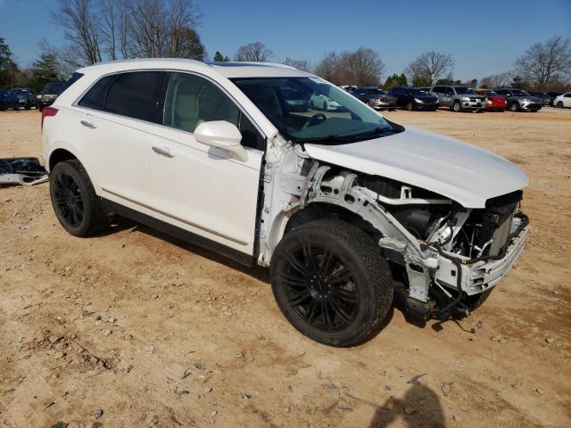 1GYKNCRS3JZ184762 - 2018 CADILLAC XT5 LUXURY WHITE photo 4