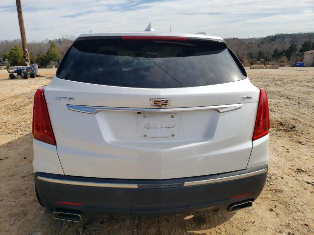 1GYKNCRS3JZ184762 - 2018 CADILLAC XT5 LUXURY WHITE photo 6