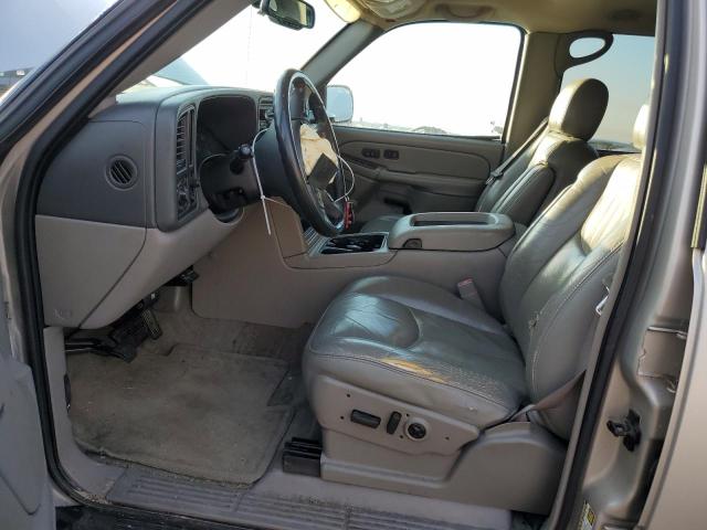 3GNEC16Z44G154194 - 2004 CHEVROLET SUBURBAN C1500 TAN photo 7