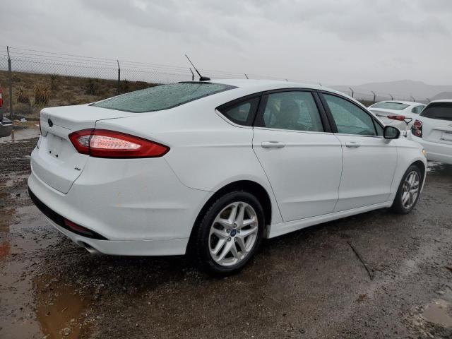 3FA6P0H70ER393681 - 2014 FORD FUSION SE WHITE photo 3