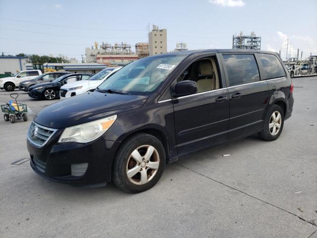 2010 VOLKSWAGEN ROUTAN SE, 