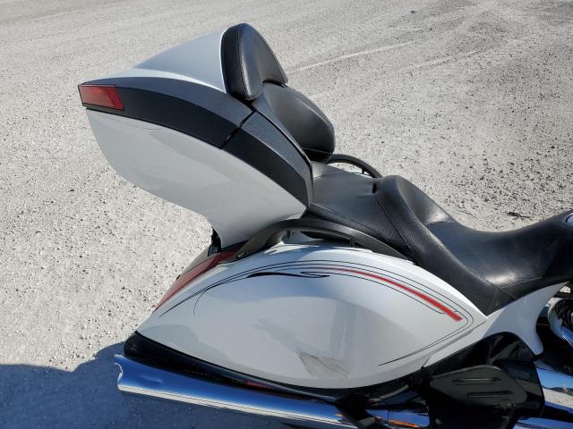 5VPSW36N2E3028112 - 2014 VICTORY MOTORCYCLES VISION TOUR WHITE photo 6