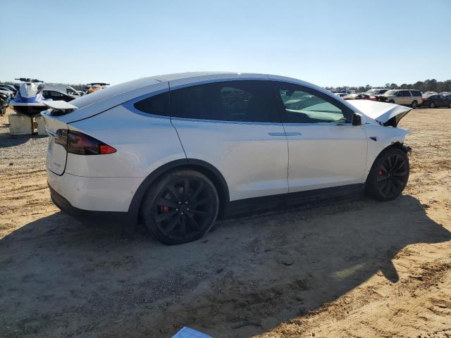 5YJXCAE41KF160626 - 2019 TESLA MODEL X WHITE photo 3