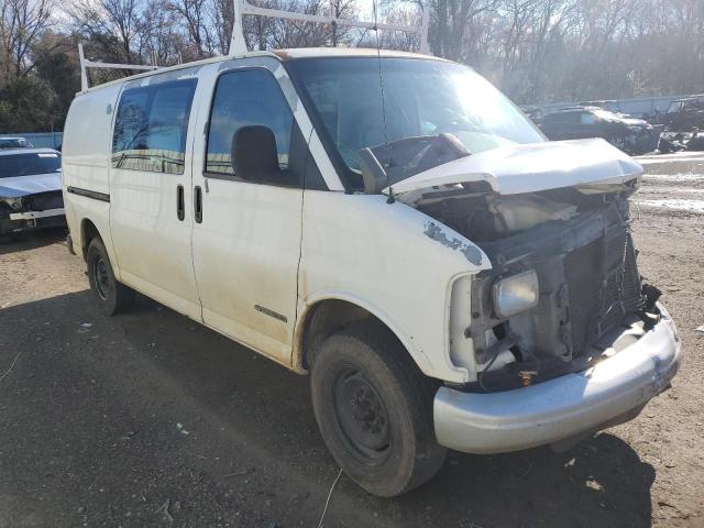 1GCGG25R6Y1173900 - 2000 CHEVROLET EXPRESS G2 WHITE photo 4