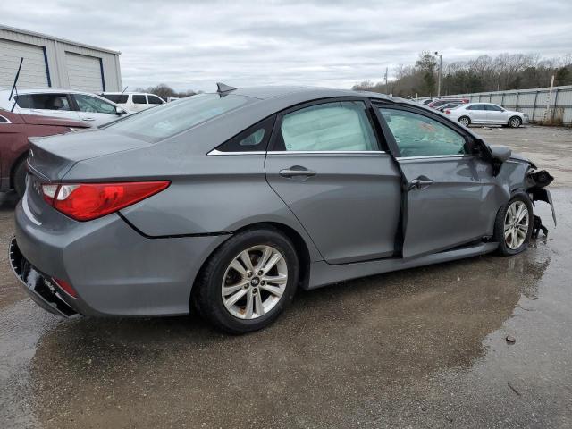 5NPEB4AC0EH843755 - 2014 HYUNDAI SONATA GLS GRAY photo 3