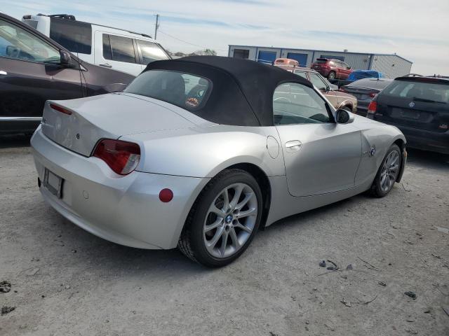 4USBU33556LW66455 - 2006 BMW Z4 3.0 SILVER photo 3