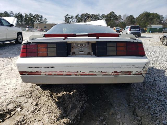 1G1FP87F4FL418947 - 1985 CHEVROLET CAMARO WHITE photo 6