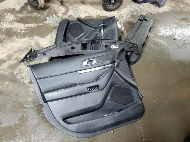 1FM5K8AR6HGC63197 - 2017 FORD EXPLORER POLICE INTERCEPTOR أسود صورة 12