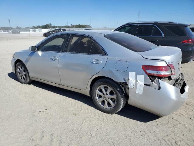 4T1BF3EK5BU145724 - 2011 TOYOTA CAMRY BASE SILVER photo 2