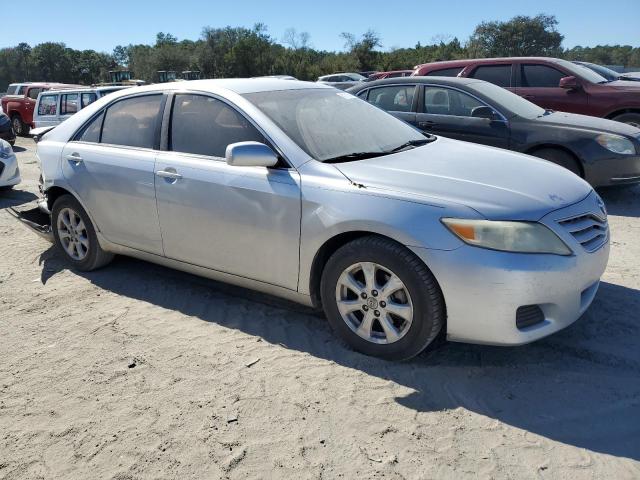 4T1BF3EK5BU145724 - 2011 TOYOTA CAMRY BASE SILVER photo 4