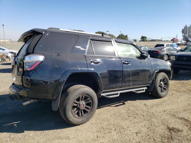 JTEBU5JR0J5500280 - 2018 TOYOTA 4RUNNER SR5/SR5 PREMIUM BLACK photo 3