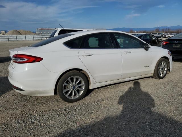 3FA6P0LU5HR242370 - 2017 FORD FUSION SE HYBRID WHITE photo 3