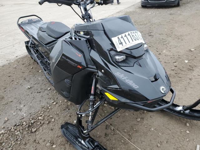 2BPSTJPE5PV000087 - 2023 SKI DOO SUMMIT BLACK photo 9