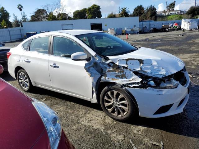 3N1AB7AP0JL627582 - 2018 NISSAN SENTRA S WHITE photo 4