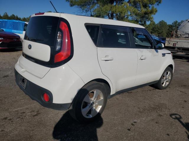 KNDJN2A25H7483747 - 2017 KIA SOUL WHITE photo 3