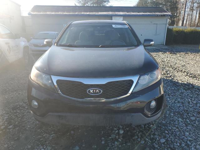 5XYKT4A15DG386851 - 2013 KIA SORENTO LX BLACK photo 5