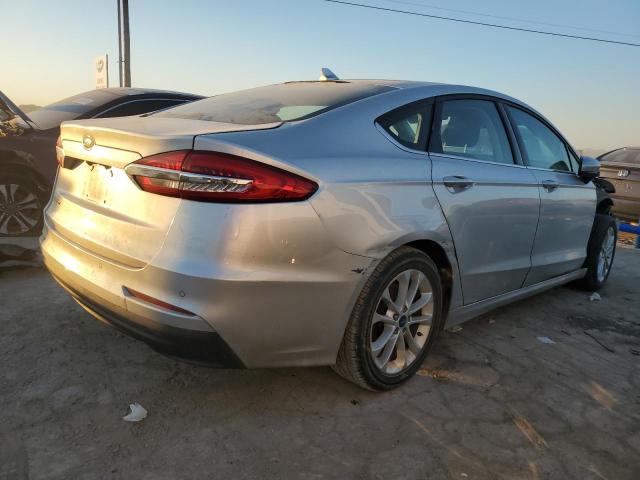 3FA6P0LU5KR131101 - 2019 FORD FUSION SE SILVER photo 3