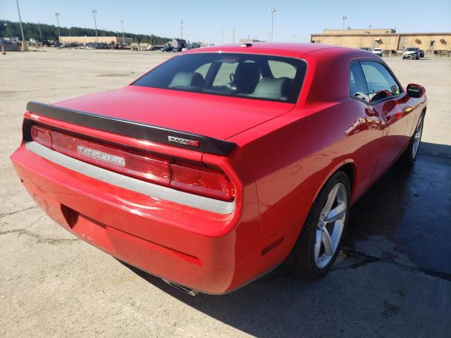 2B3LJ74W39H563779 - 2009 DODGE CHALLENGER SRT-8 RED photo 4