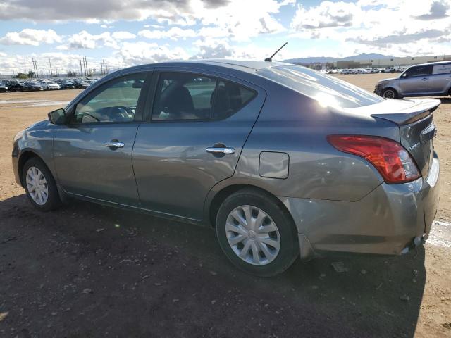 3N1CN7AP8GL869142 - 2016 NISSAN VERSA S GRAY photo 2