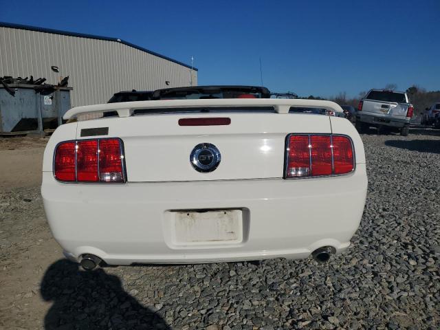 1ZVHT85H775367589 - 2007 FORD MUSTANG GT WHITE photo 6