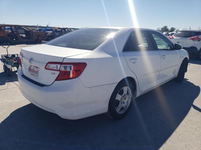 4T4BF1FKXDR304961 - 2013 TOYOTA CAMRY L WHITE photo 3