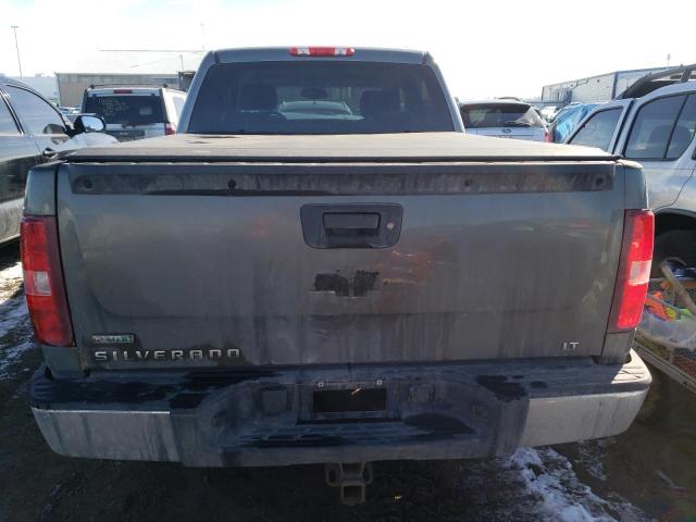 3GCPKSE30BG305326 - 2011 CHEVROLET SILVERADO K1500 LT GRAY photo 6