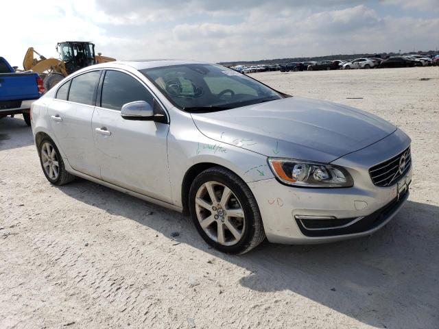 YV126MFKXG2403869 - 2016 VOLVO S60 PREMIER SILVER photo 4