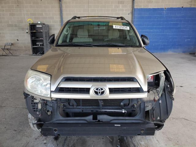 JTEBU14R848020284 - 2004 TOYOTA 4RUNNER SR5 GOLD photo 5