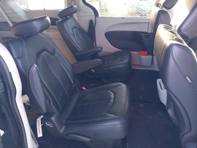 2C4RC1BG7NR182534 - 2022 CHRYSLER PACIFICA TOURING L BLACK photo 10