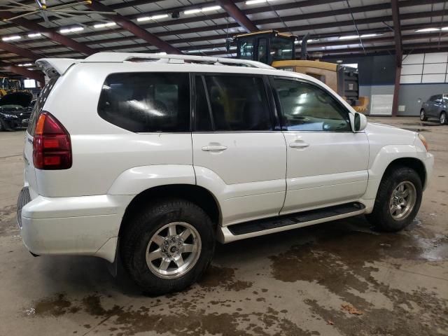 JTJBT20X650068932 - 2005 LEXUS GX 470 WHITE photo 3