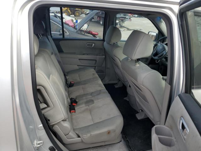 5FNYF3H25BB007698 - 2011 HONDA PILOT LX GRAY photo 11