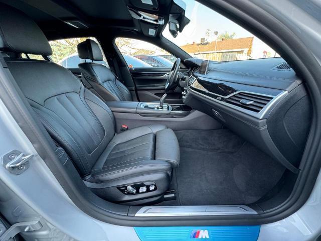 WBA7J2C54KB246438 - 2019 BMW 740 XE SILVER photo 5