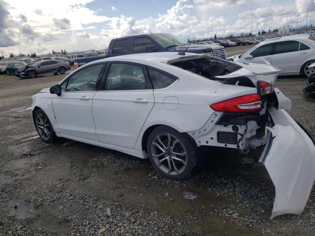 3FA6P0G76HR276158 - 2017 FORD FUSION S WHITE photo 2