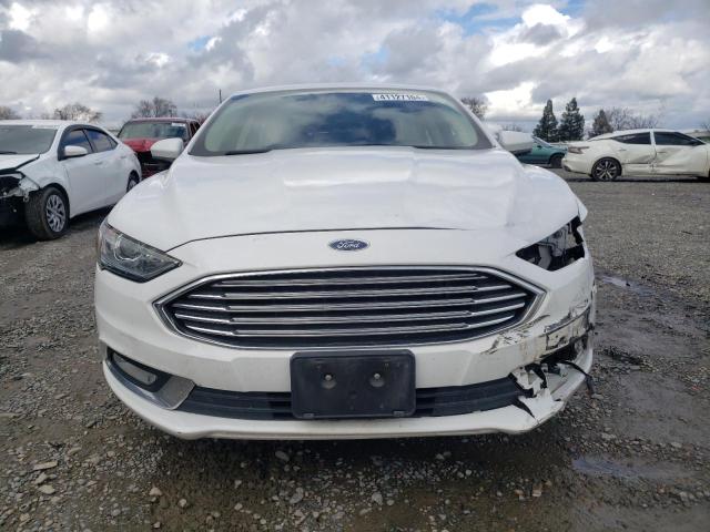 3FA6P0G76HR276158 - 2017 FORD FUSION S WHITE photo 5